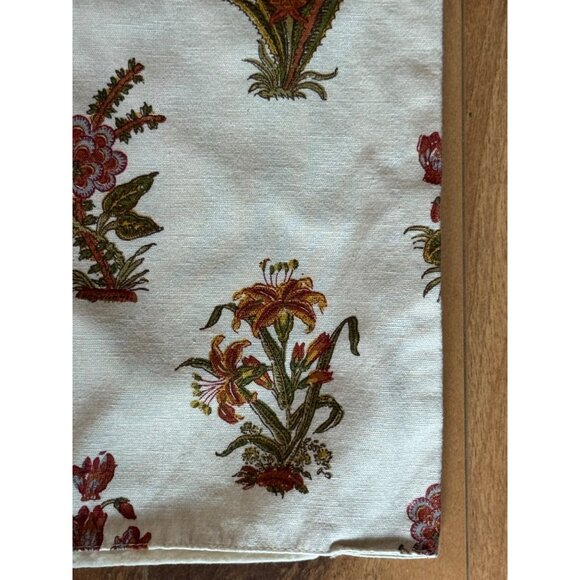 Pottery Barn Floral Print Cotton Table Runner 18x108 Inches - Picture 3 of 7